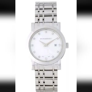 Burberry Heritage Watch Good Condition Luxury Womens Stainless Steel Designer